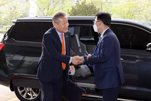 이상민 행정안전부장관 단전 단수 지시 의혹