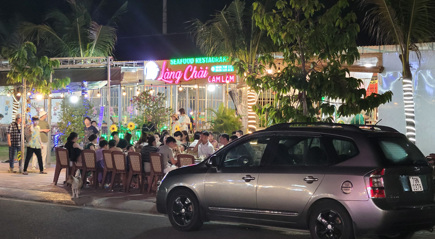 타오티엔에서-랑짜이-바라본-사진-가까움을-설명하는-사진임