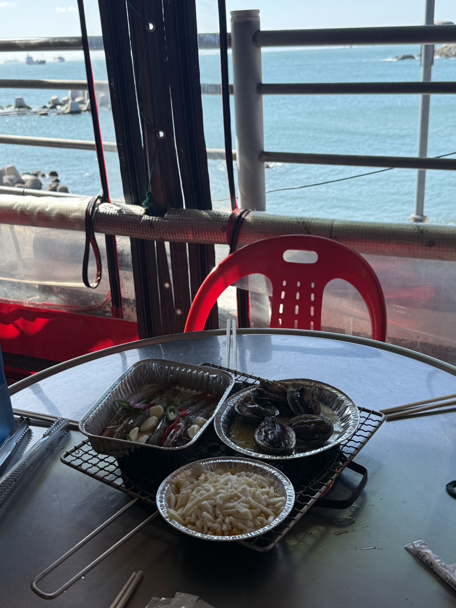 Taejongdae ocean view seafood pocha