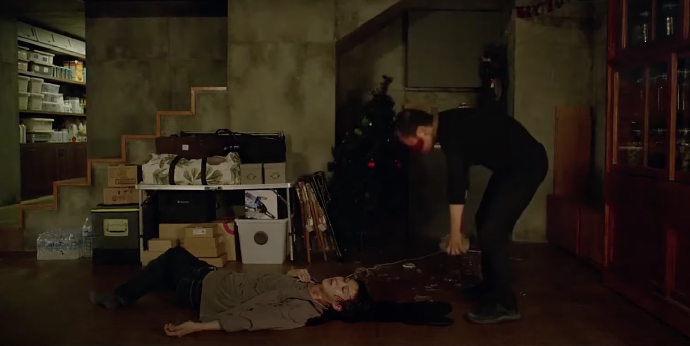 지하실의 의문의 남자