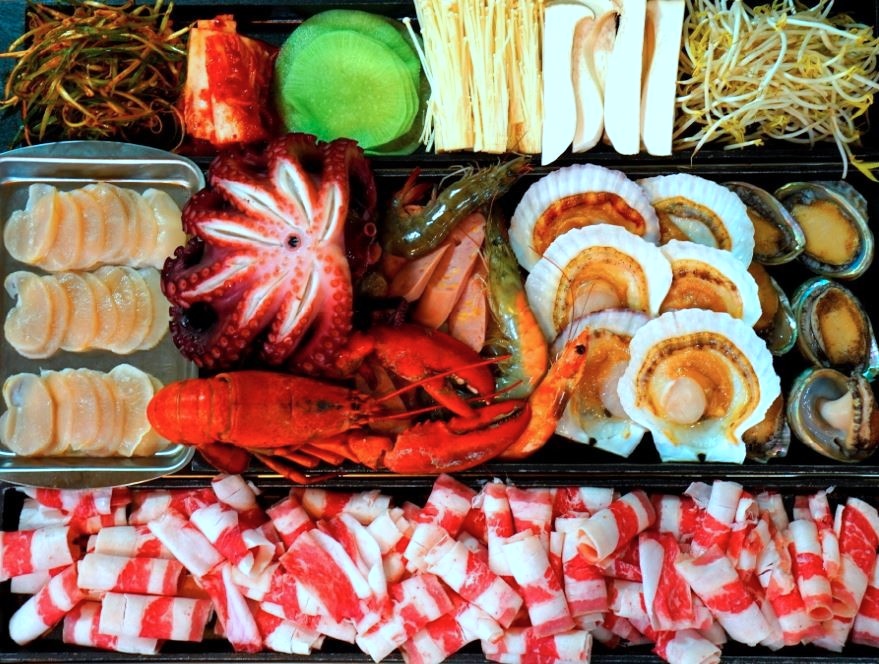 대천키조개삼합 샤브샤브 해물칼국수