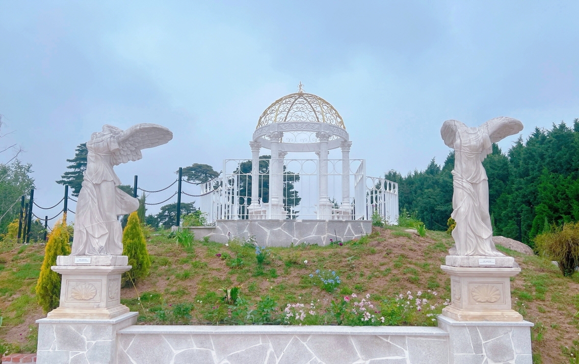 파주 벽초지수목원 연못과 유럽풍 정원 풍경 – 감성적인 산책과 사진 촬영 명소