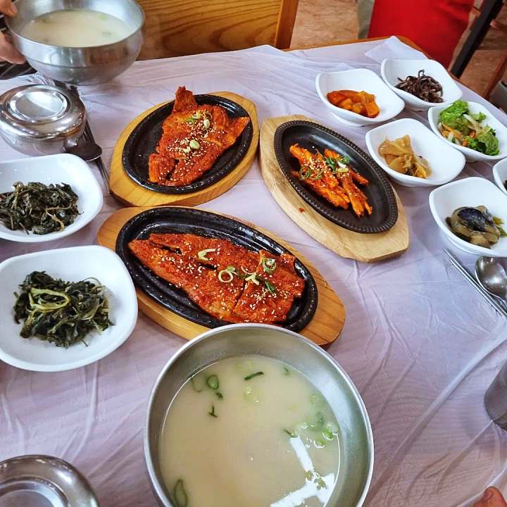 인제 미시령 맛집 추천 생방송투데이 연 매출 3억 강원도의 깊은 맛 황태구이 황태 해장국 황태정식 오늘방송 소문의 맛집