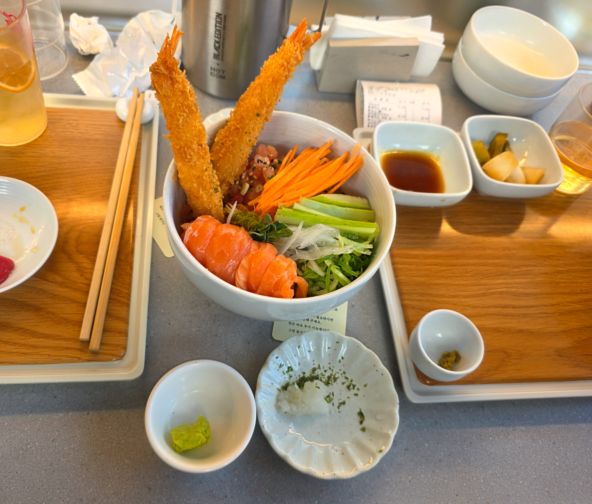 미쁘동토마토연어국수