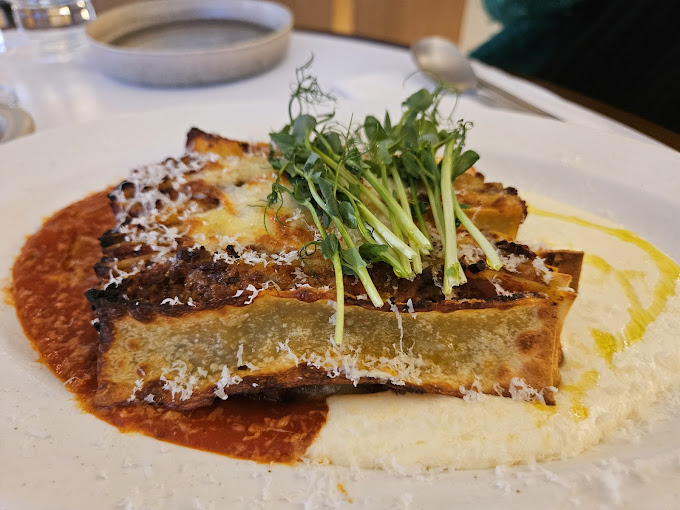 성수동 퓨전 한식 '아웃오브오더'