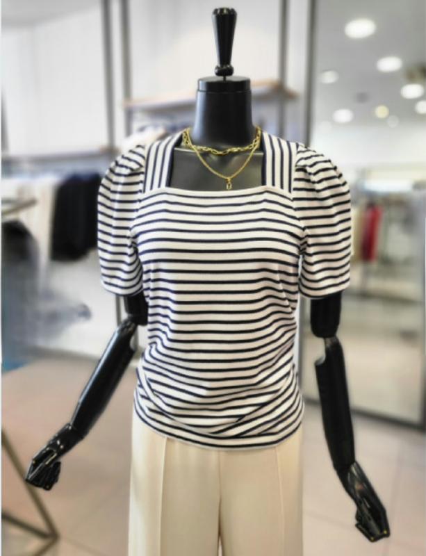 시슬리 스퀘어넥 퍼프소매 스트라이프티셔츠 SATSD1331