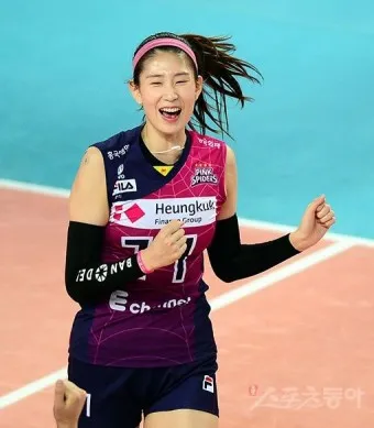 흥국생명 김수지 프로필 연봉 인스타 사진_3