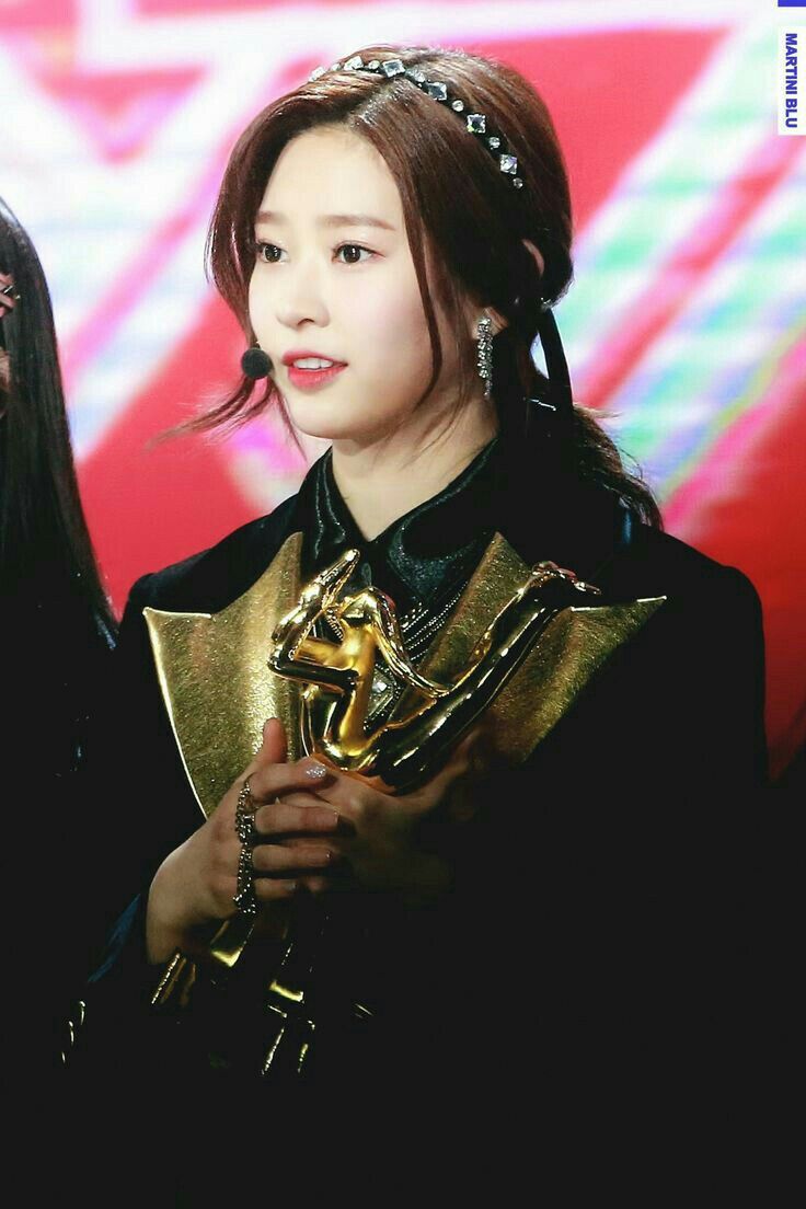 아이즈원 김민주 최애사진