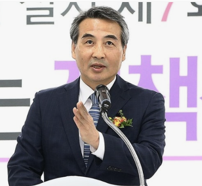 민중기 특검 프로필