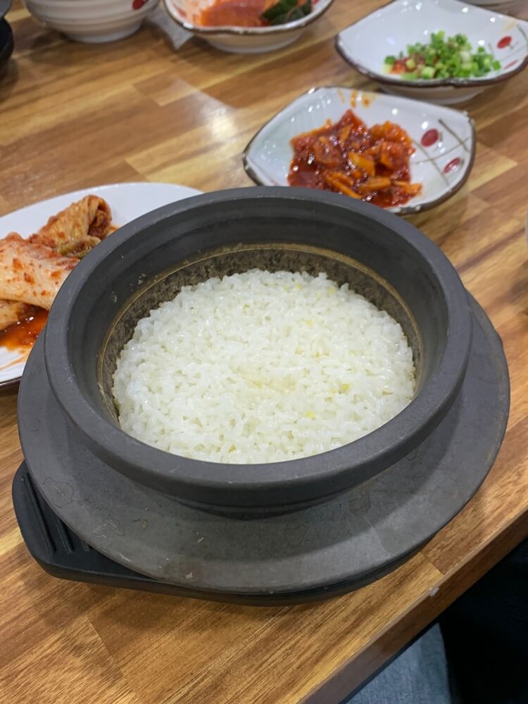 돌솥밥