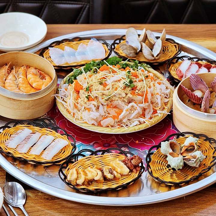 군포 산본 고깃집 철판 해물 삼합 황제 해물 전골 수중 숙성 한우 조개찜 맛있으면 0칼로리 맛집 추천