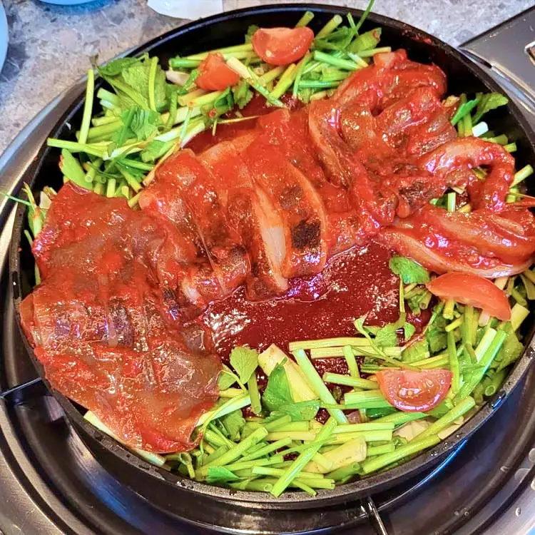 줄서는식당 최준 김해준 추천 화끈한 맛을 자랑하는 불오징어 불고기, 난로구이 곱창 오징어 전골 맛있는 식당 신당역 신당동 맛집 소개