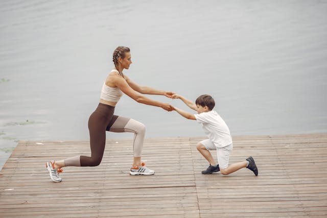 런지운동 덤벨런지 리버스런지 운동방법 자세
