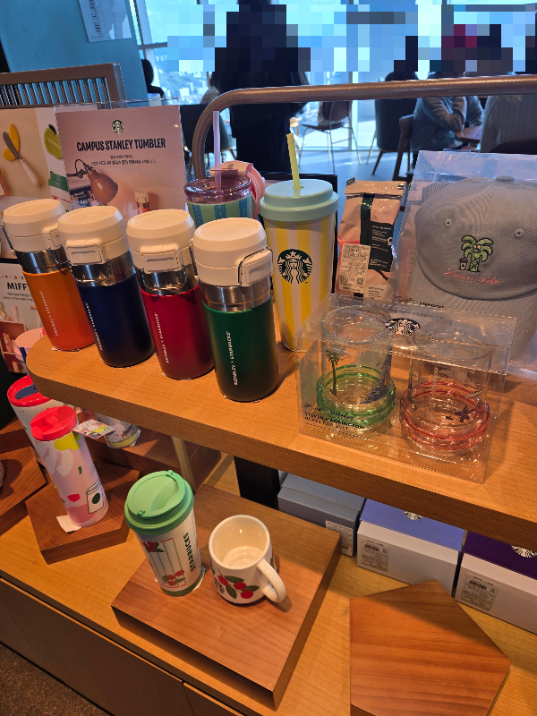 광교 스타벅스 SK레이크뷰 41층