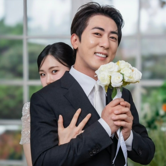 김원훈 와이프 직업 엄지윤 결혼
