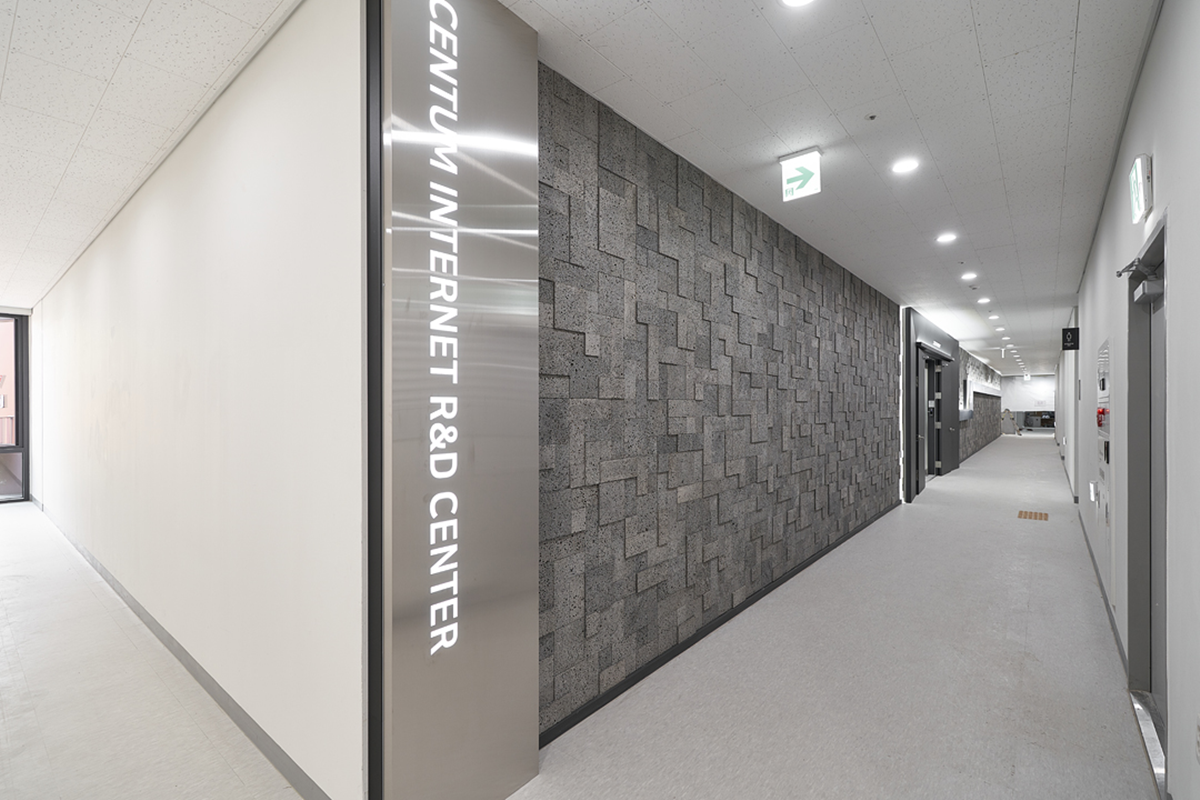 게임회사입구파사드