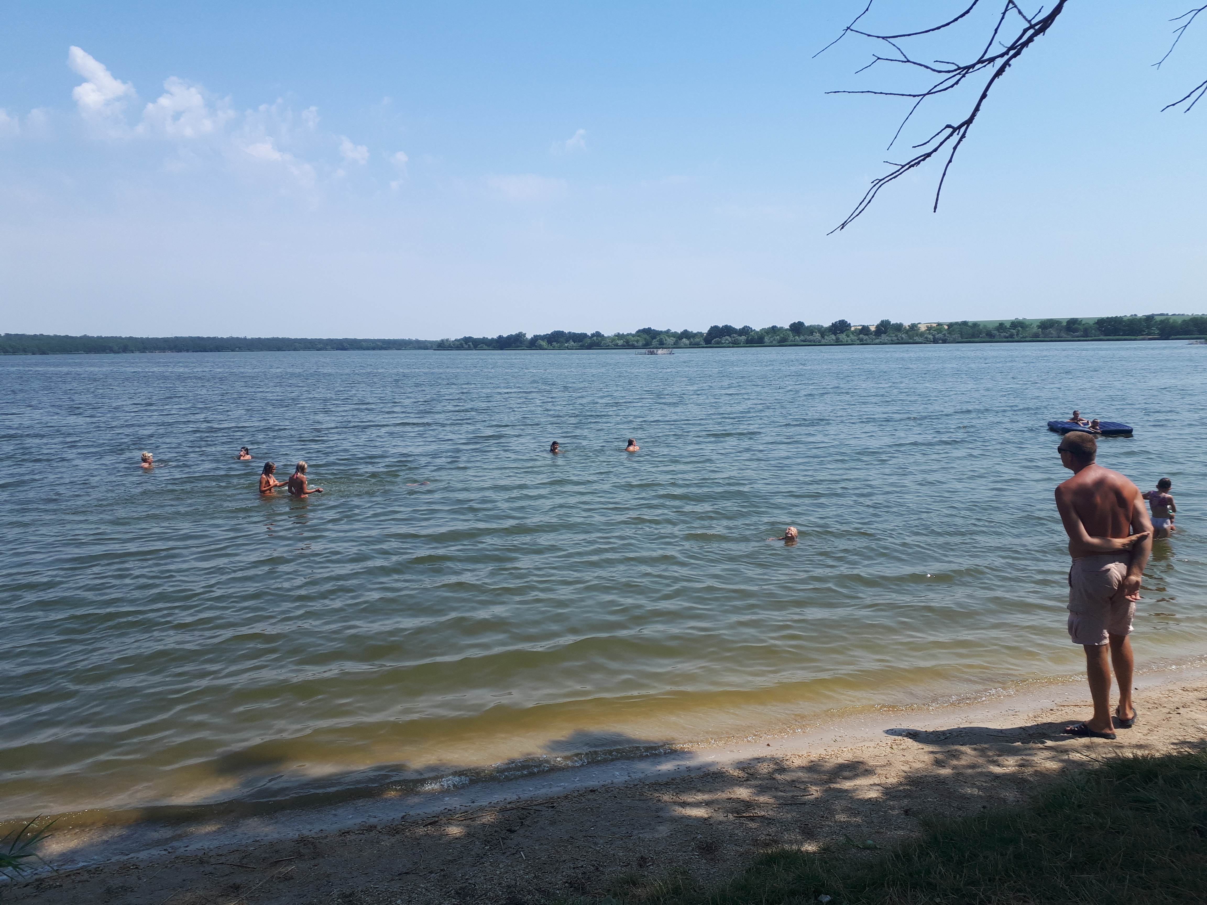 우크라이나 엔너호다 드니프로 강변 공원