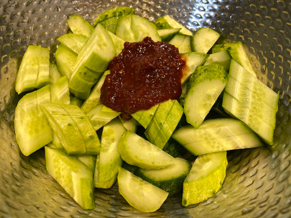 오이무침 황금레시피 - 오이와 양념