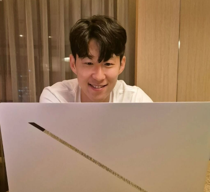 손흥민 토트넘 잔류