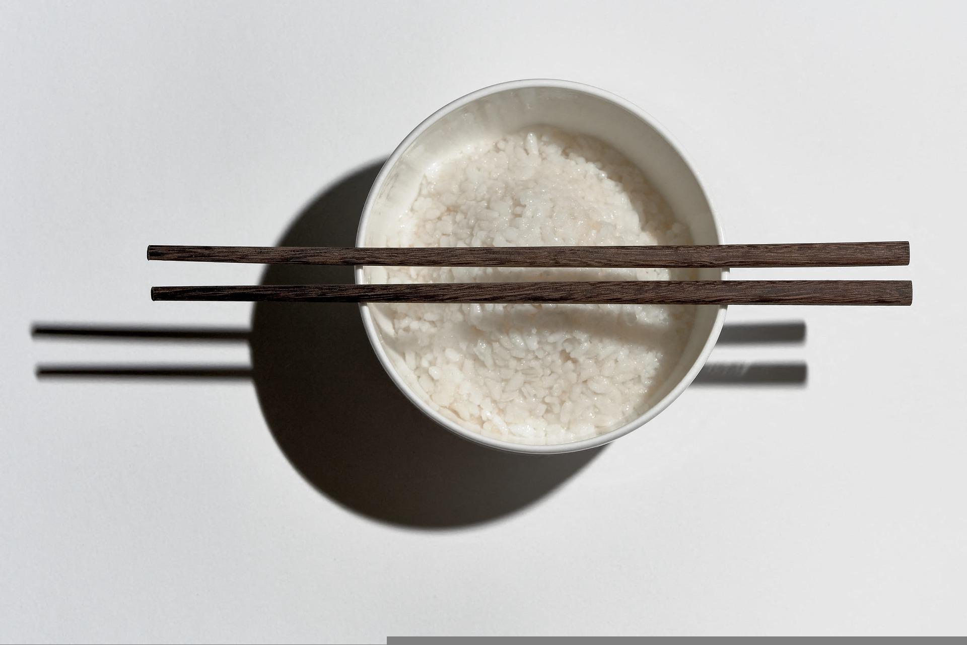 묵은쌀 냄새제거 밥짓기