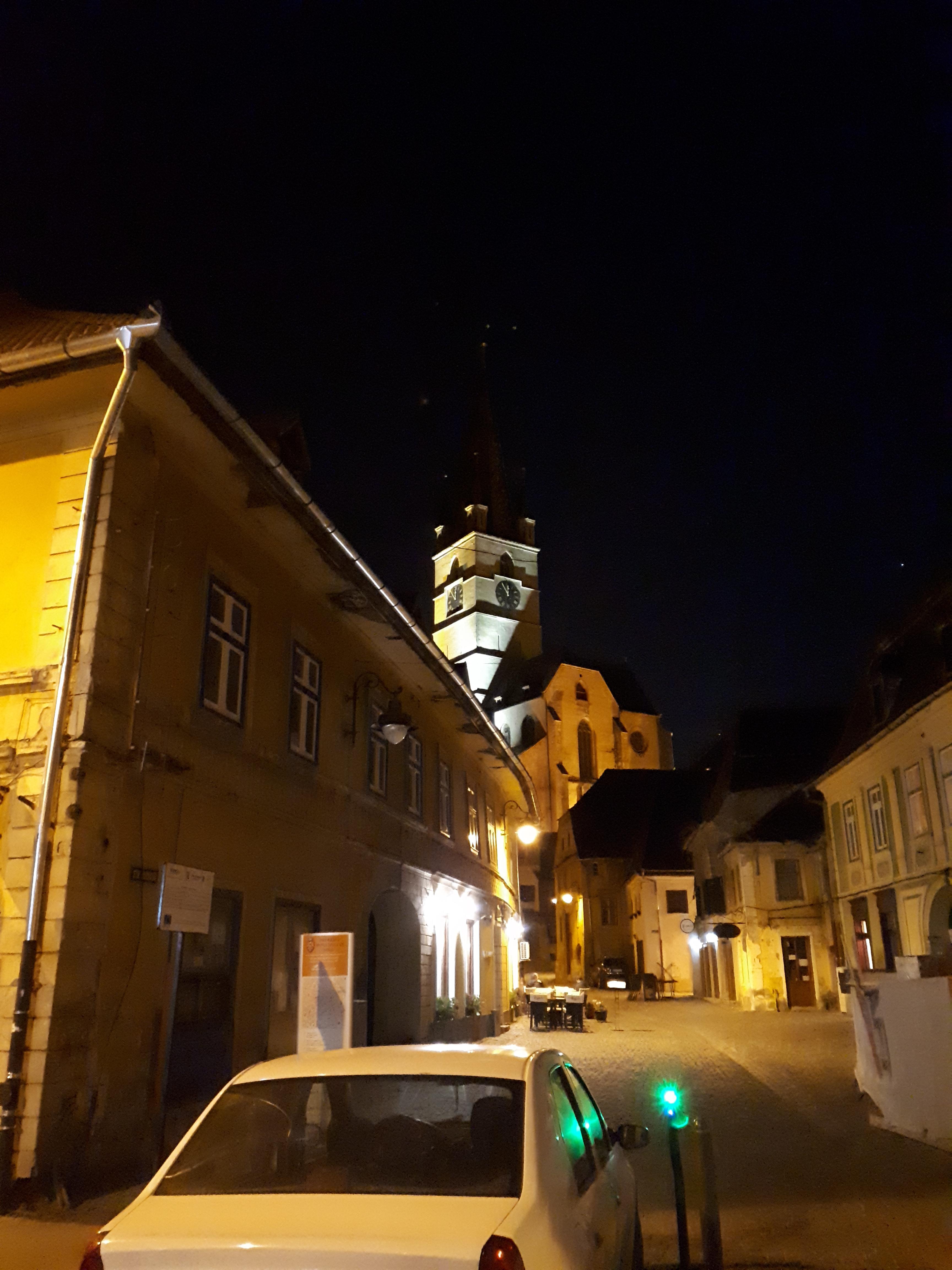 루마니아 시비우 시의회 탑 야경