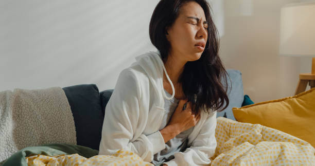 잠복 결핵검사 및 증상&amp;#44; 치료&amp;#44; 비용까지 알아봤습니다. 한국에서 결핵은 남성보다 여성이 노인보다 젊은 세대에 더 많이 발생한다고 합니다. 중요하게 보는 원인은 음식이나 스트레스가 원인인 것으로 보고 있습니다. 어떤식으로 치료가 진행되는지 꼼꼼히 읽어 보시기 바랍니다.