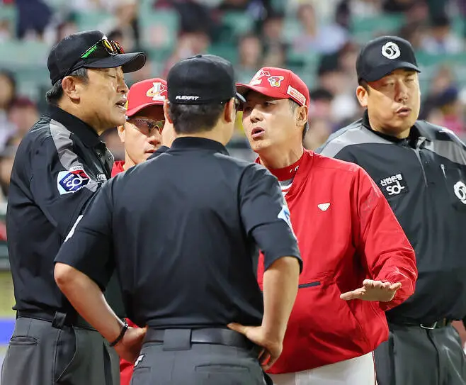 9월-21일-SSG-vs-LG-경기-심판-오심-논란