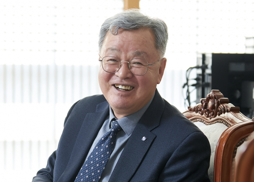 한시준 독립기념관장