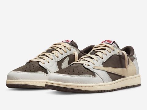 트래비스 스캇 리버스