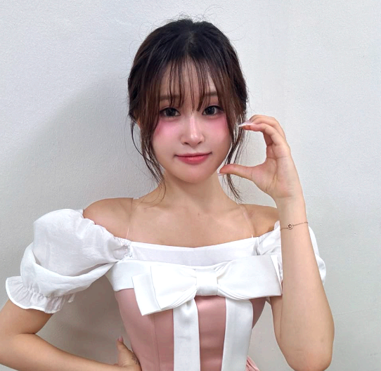 김다련
