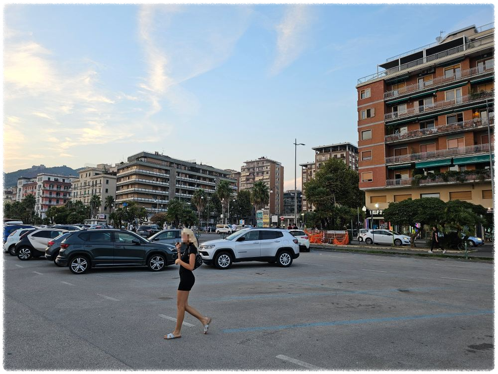 24. 9. 2 이탈리아 살레르노 바닷가 거리