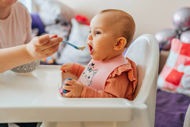 이유식의 영양소: 아기의 성장에 필요한 필수 영양소 알아보기