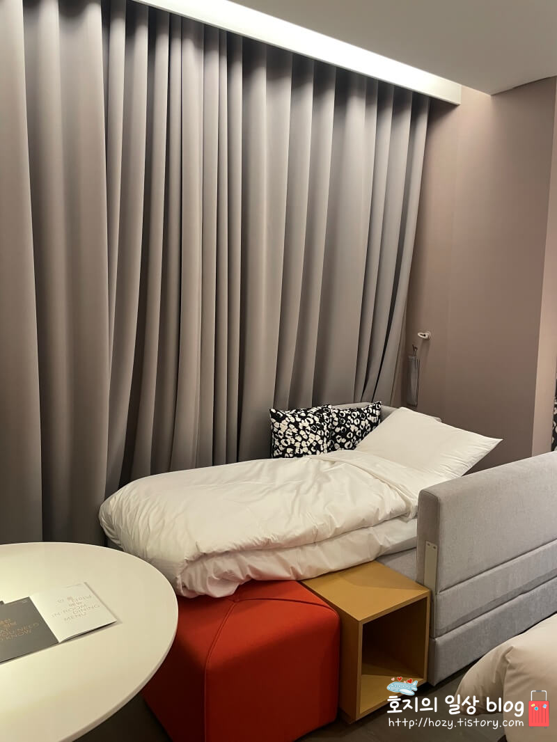 코트야드 메리어트 수원 게스트룸_엑스트라 베드