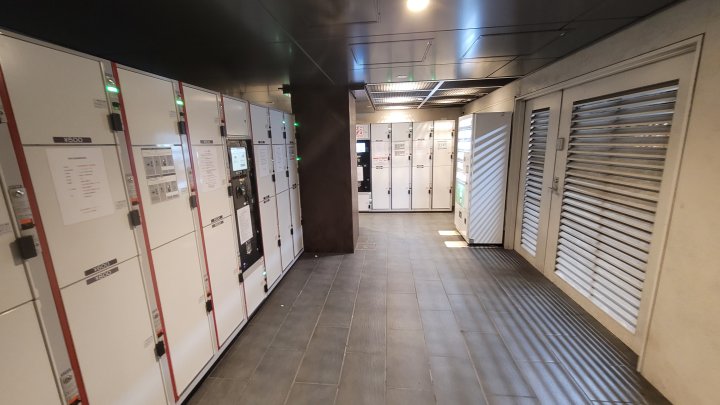 신사이바시역-코인락커