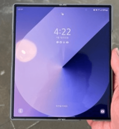 갤럭시Z폴드6 가격 외관 및 디스플레이1