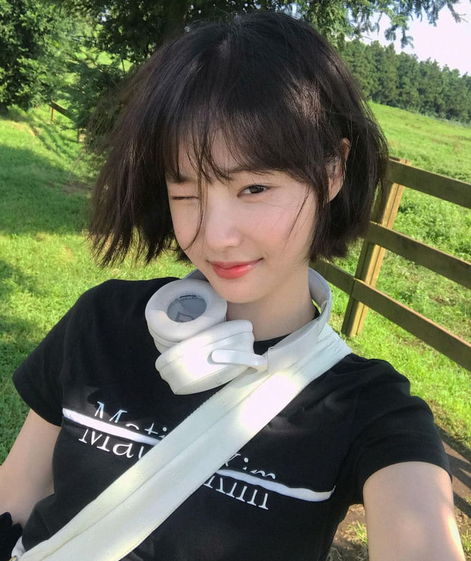 배우 연우 사복