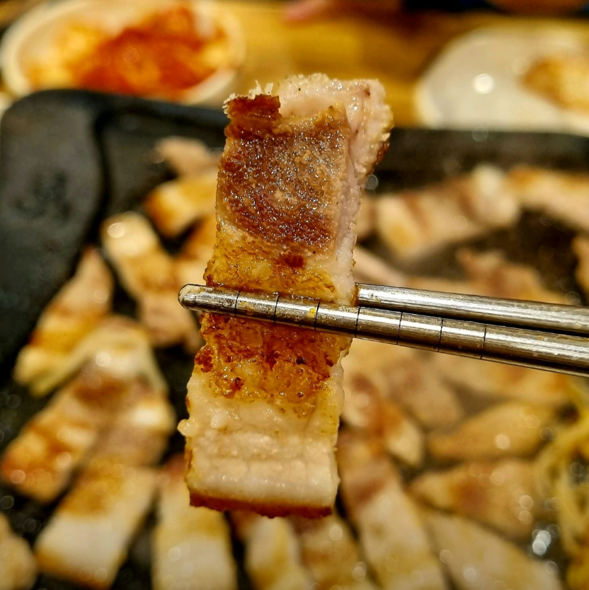 생생정보 무한리필 고기집 부자돼소 