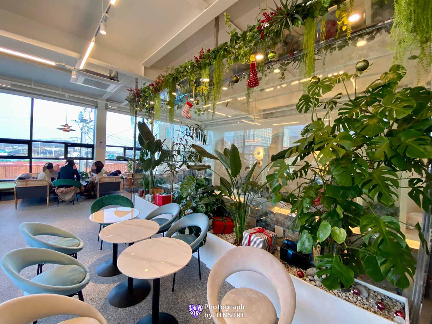 ๊นํฌ ํ๋์์ธ๋ ๋ฒ ์ด์ปค๋ฆฌ ๋ํ์นดํ ์์ธ๊ทผ๊ต ๋๋ผ์ด๋ธ ๋นต์