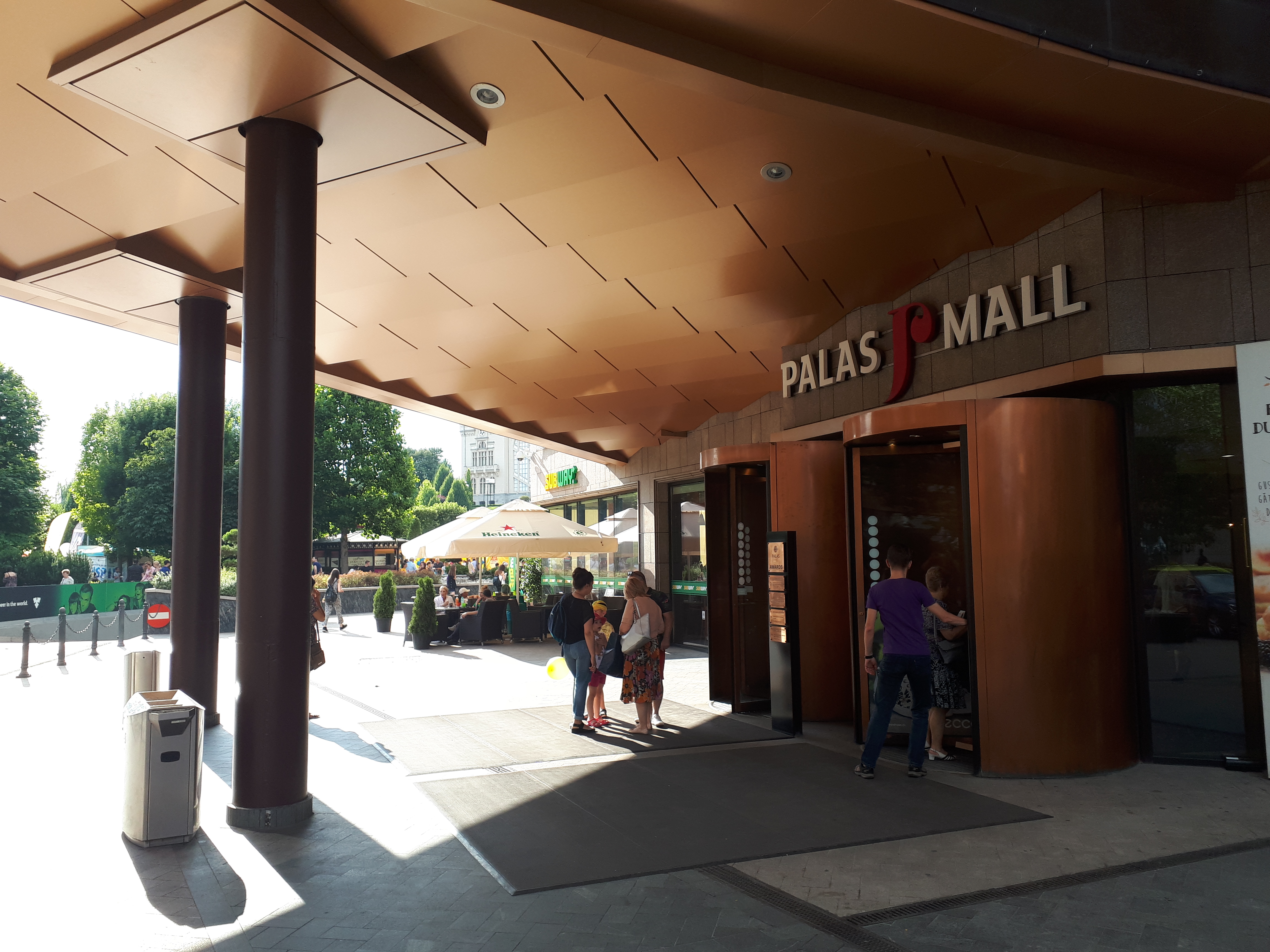 루마니아 이아시 몰 mall