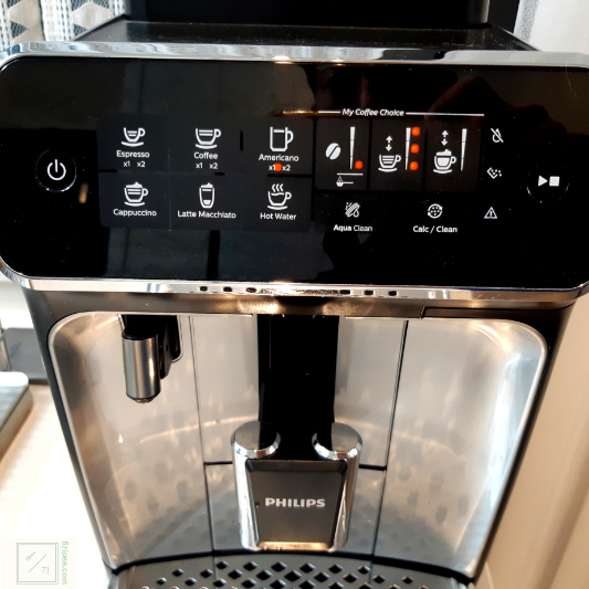 커피머신 아메리카노 버튼을 눌렀습니다.