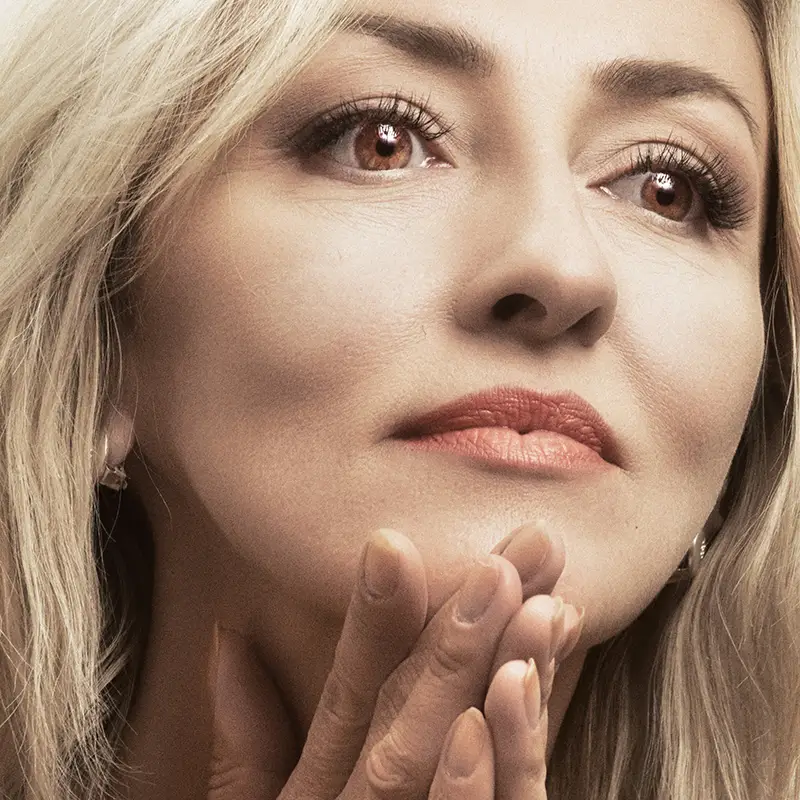 중년 여성 피부가 얇아지는 이유&amp;#44; 탄력 유지하려면 이것부터 바꾸세요