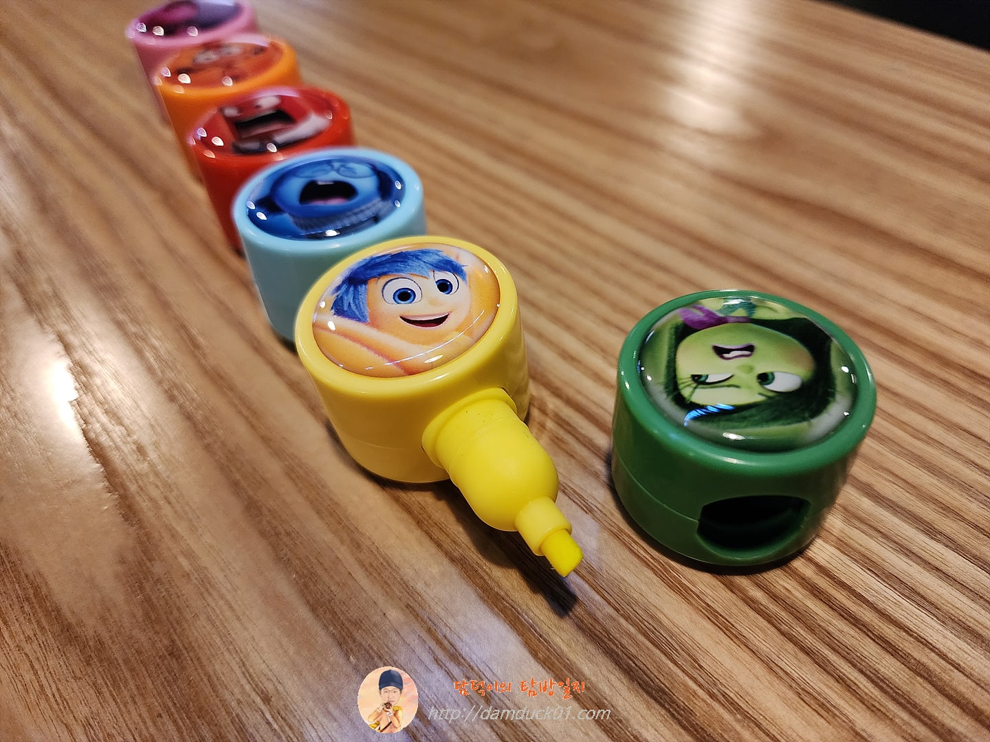 메가박스 인사이드 아웃 2 구슬 형광펜