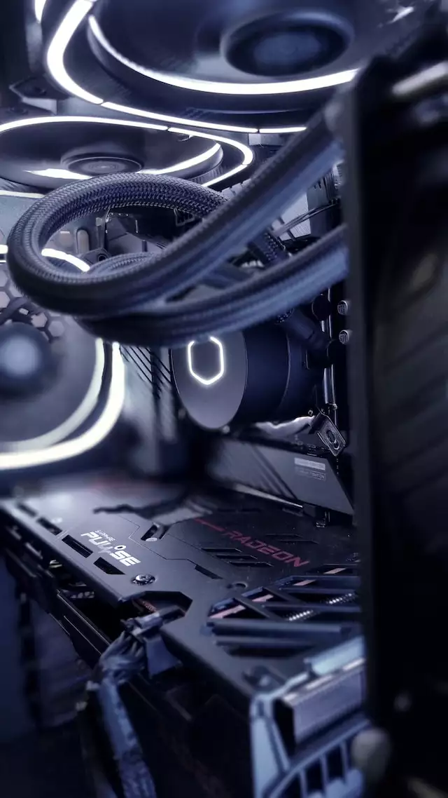 컴퓨터 본체 내부 모습1