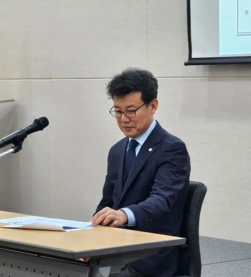진성준