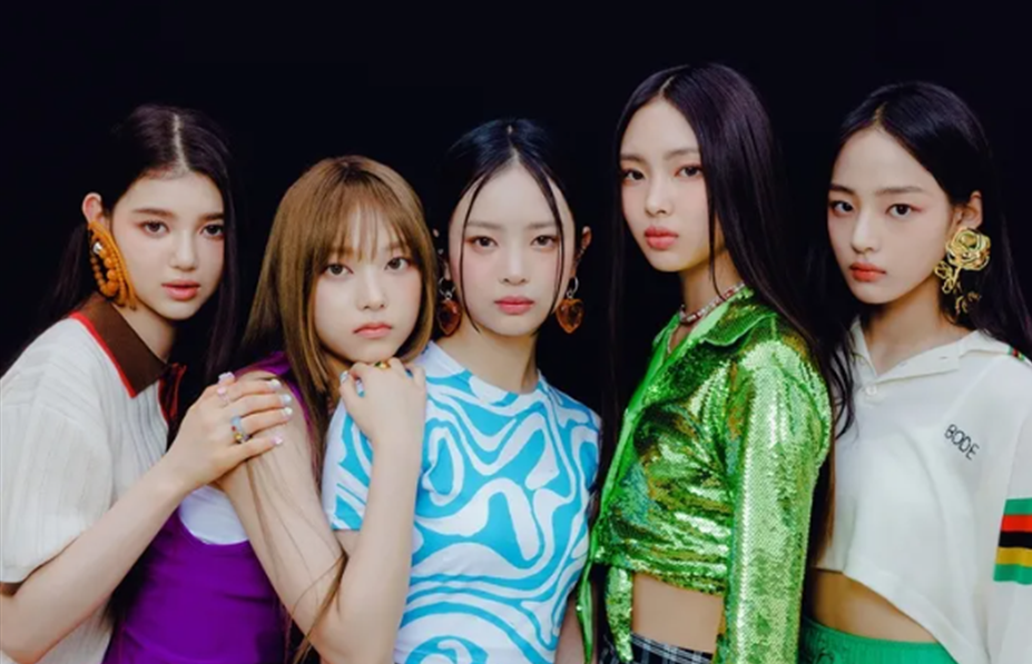 뉴진스 멤버 (김민지, 하니 팜, 마쉬 다니엘, 강해린, 이혜린)