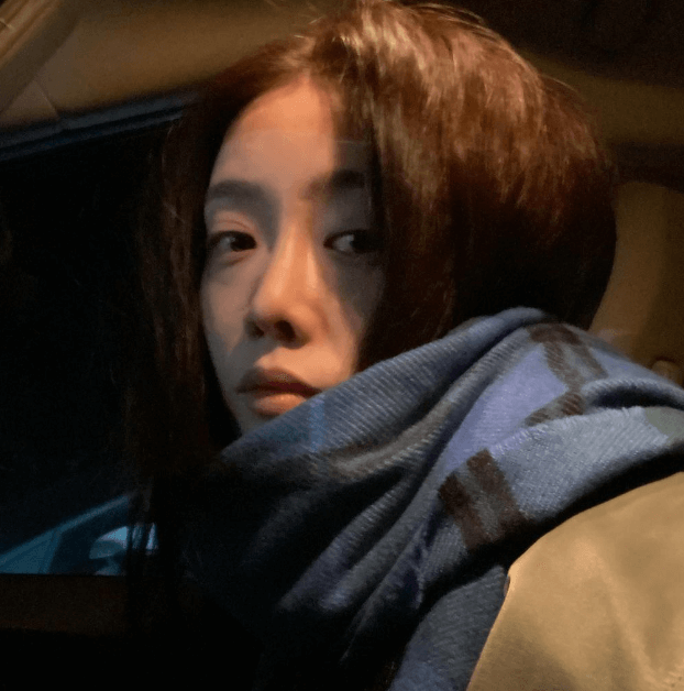 김히어라