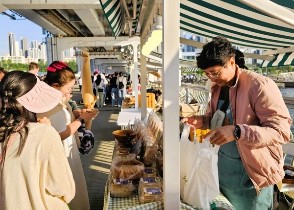 장성의 맛과 멋! '잠수교 뚜벅뚜벅축제' 참가