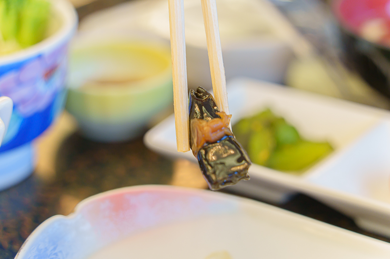 Toya Kanko Hotel: A Winter Lake View and Japanese Meals — original photograph 41