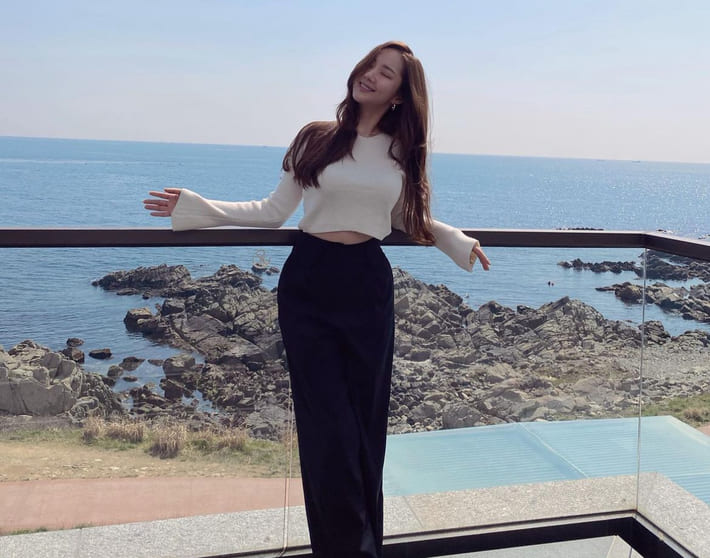 배우 박민영 사복