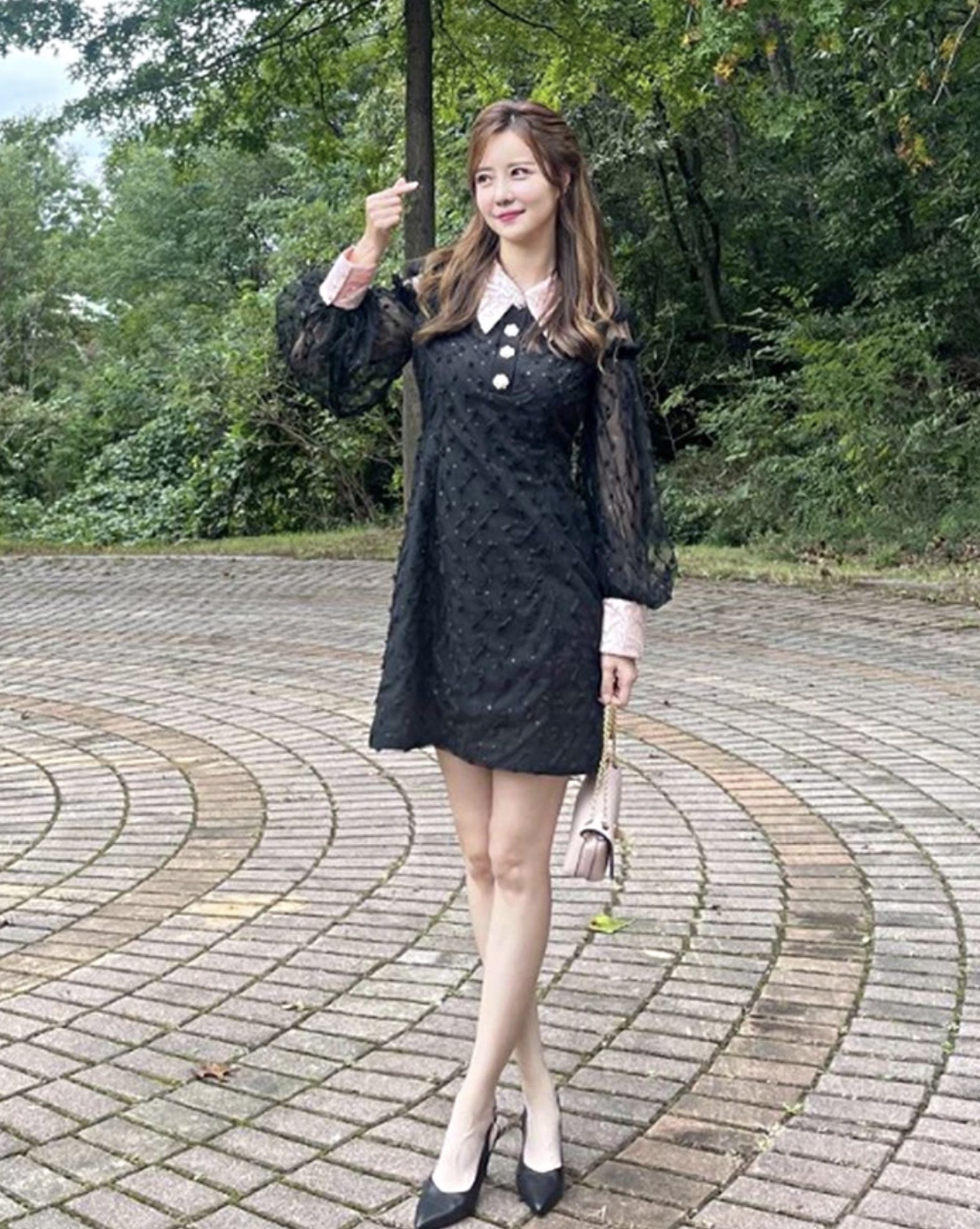 김해인 각선미2